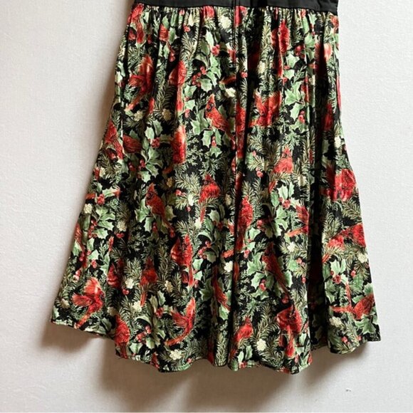 Retrolicious red cardinal bird floral mural fit & flare midi dress Sz S - Picture 5 of 12